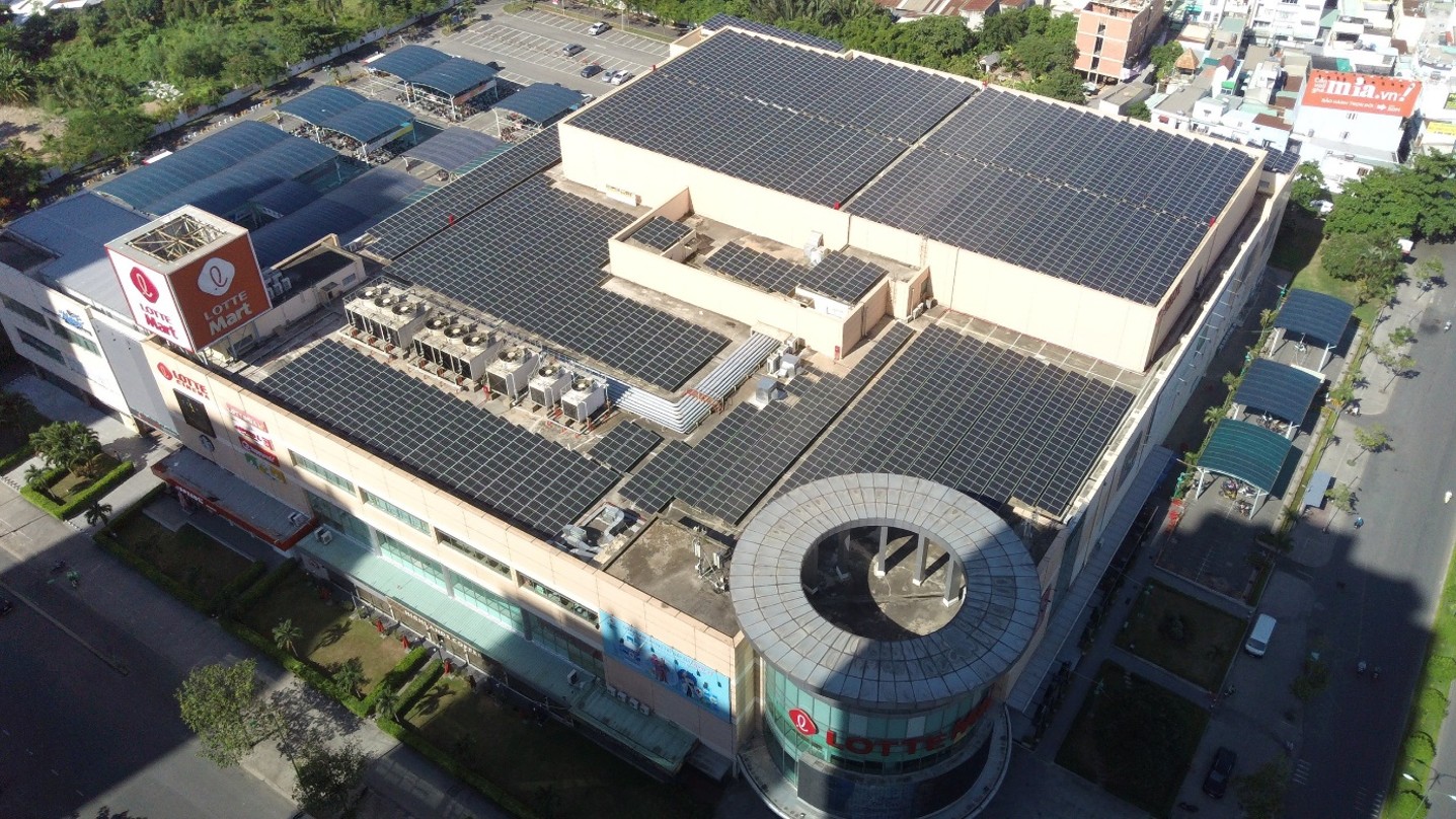 Điện mặt trời mái nhà Lotte Mart